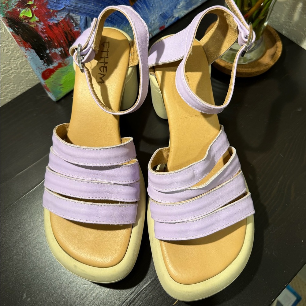 Italian Ethem Sample Pair Lavender Heeled Sandals - Picture 7 of 8